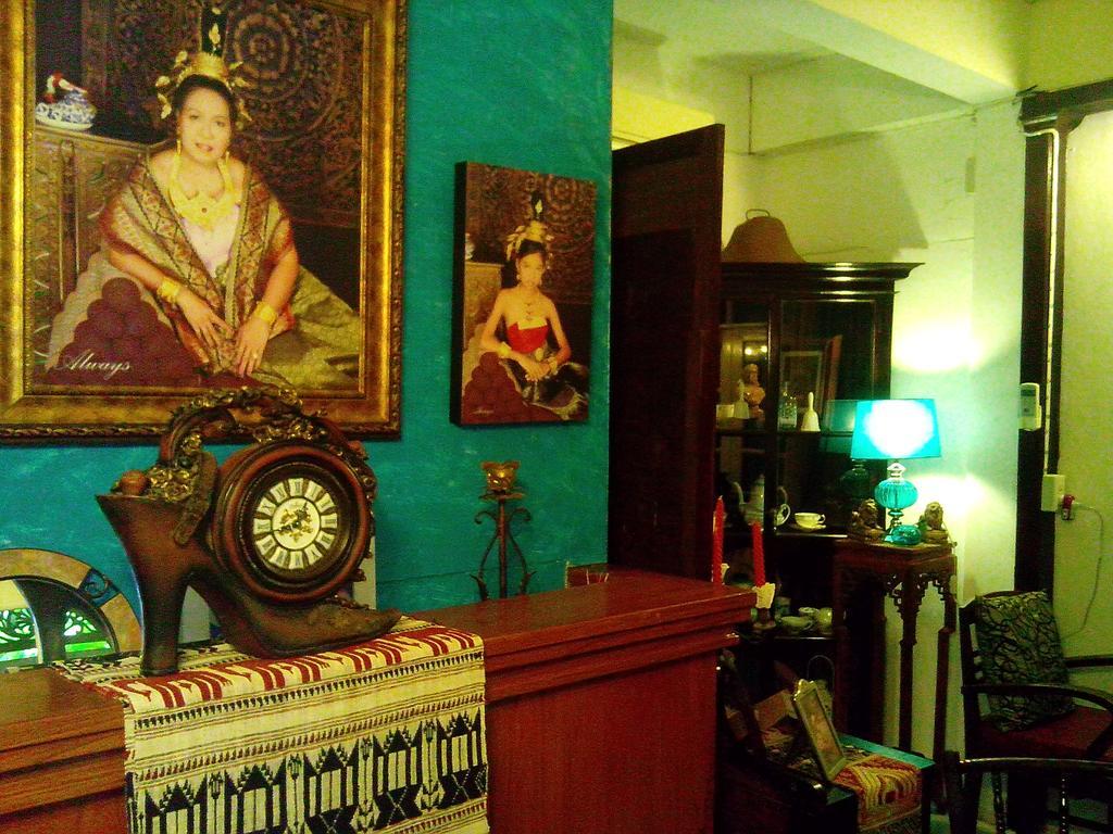 Отель Cafe De Baan Raow Бангкок Экстерьер фото